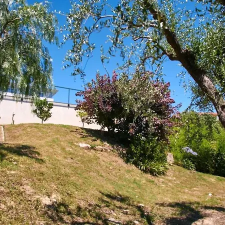 Villa Guestready - Serene Getaway With Sea And Pool View